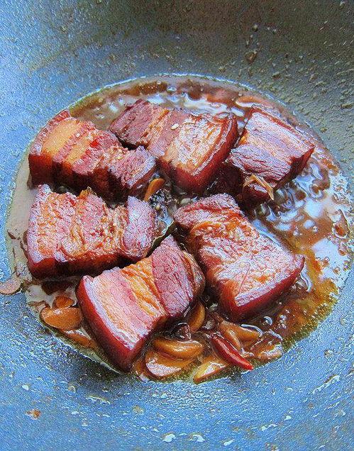 大厨红烧肉的做法视频,红烧肉做法视频详解，色香味俱全